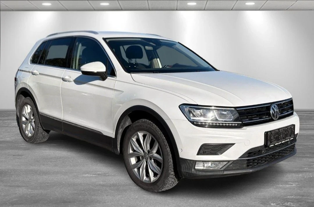 VW Tiguan FULL SERVICE 190кс Дигитал4х4, снимка 2 - Автомобили и джипове - 56335272