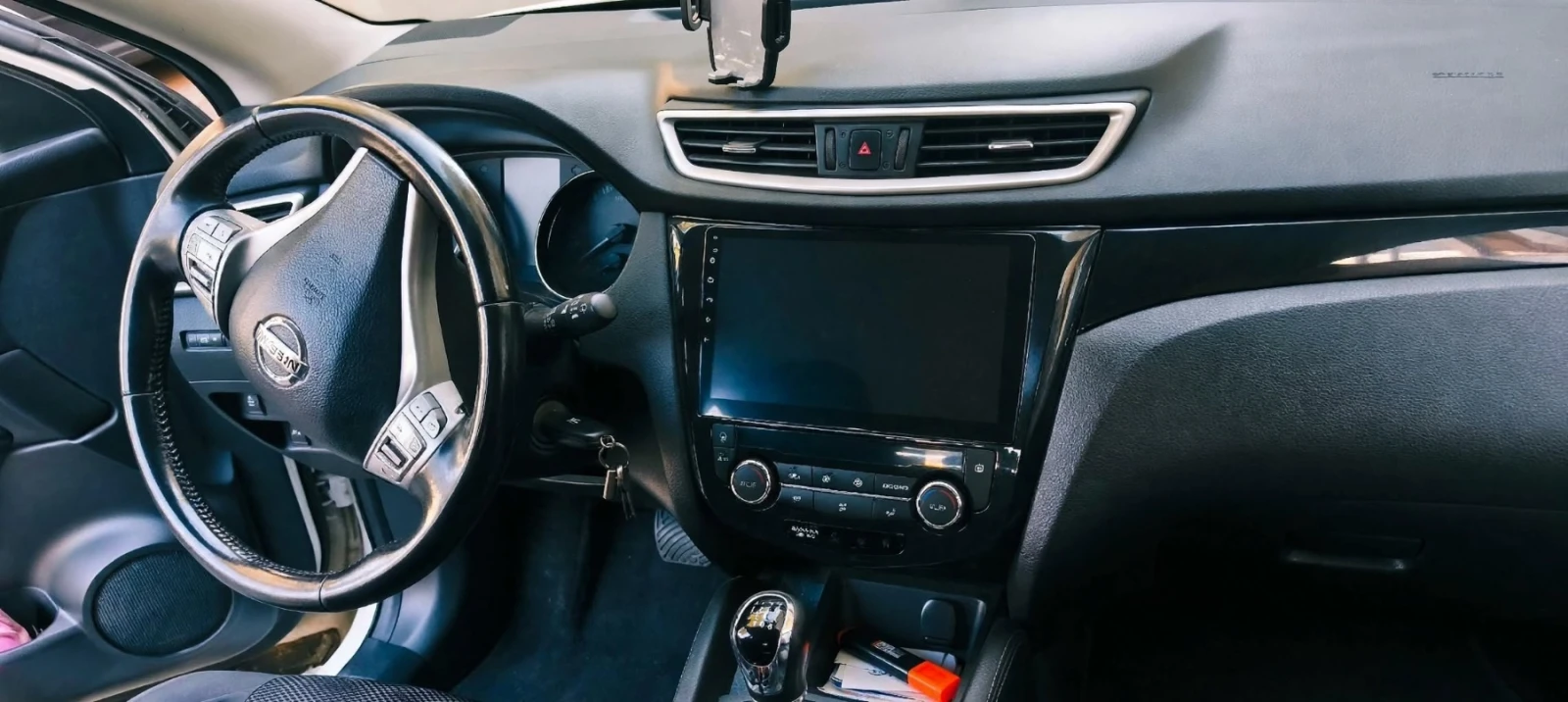 Nissan Qashqai, снимка 11 - Автомобили и джипове - 56518579
