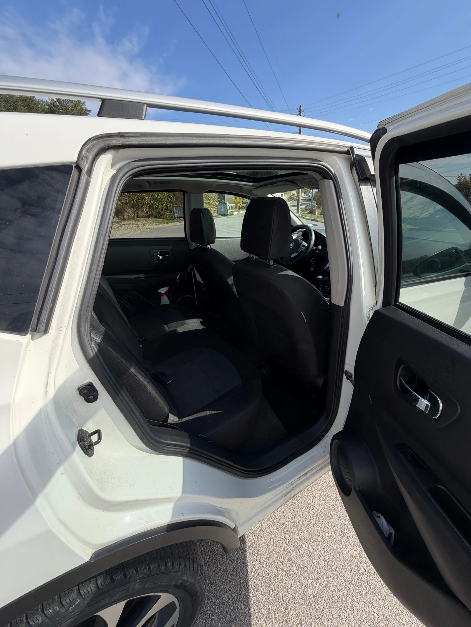 Nissan Qashqai, снимка 9 - Автомобили и джипове - 56613030