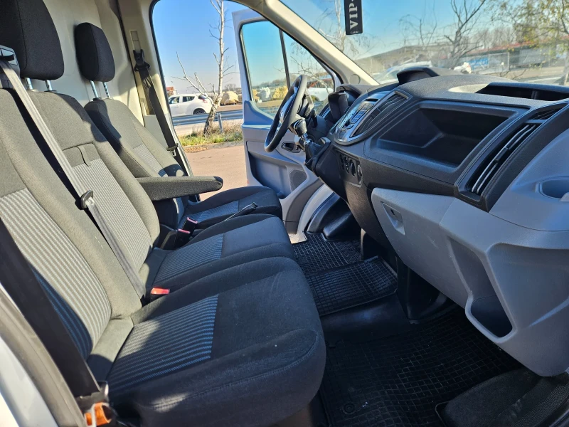 Ford Transit Топ състояние 122 хиляди километра, снимка 10 - Бусове и автобуси - 48103916