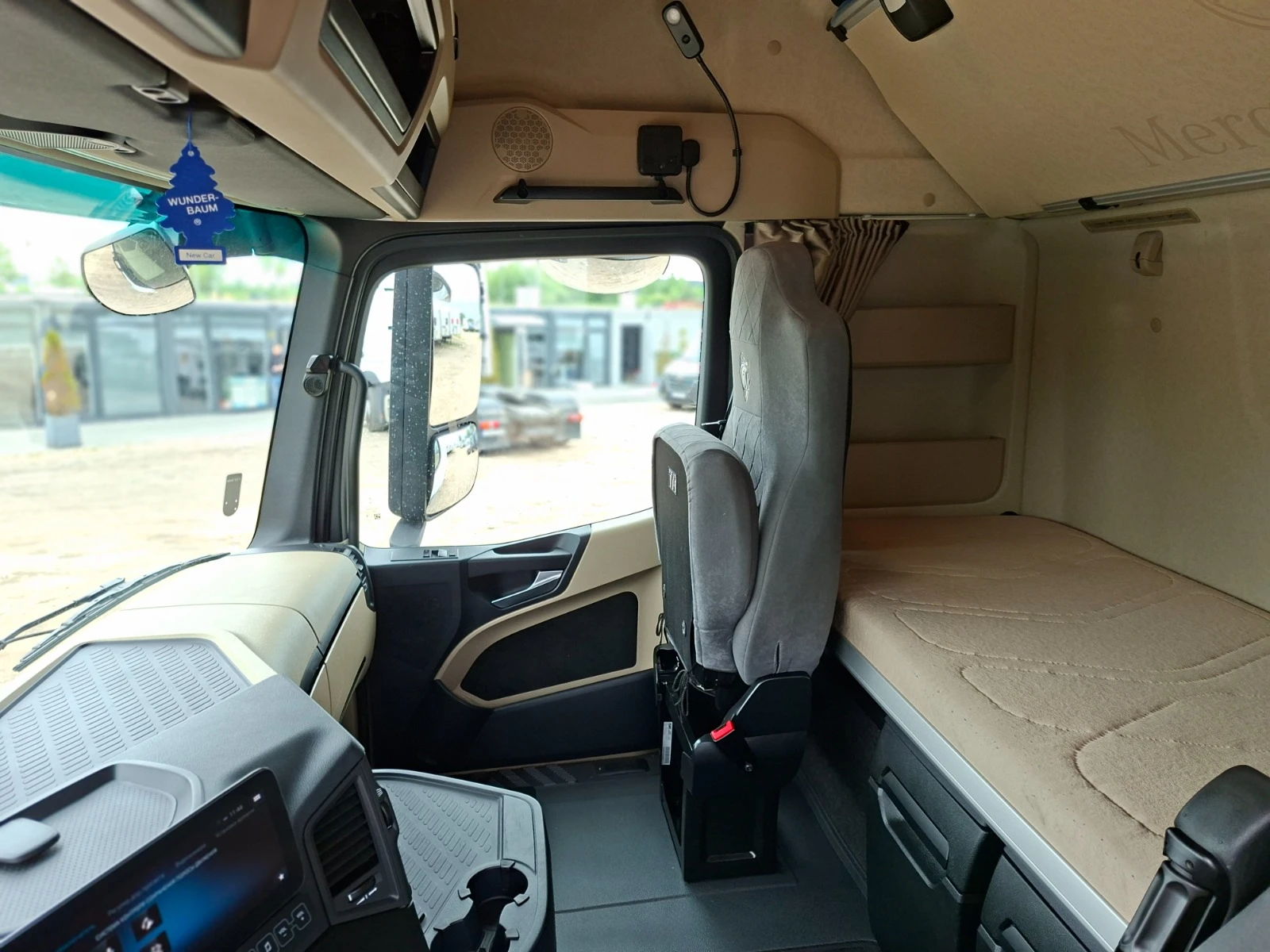 Mercedes-Benz Actros 1845 Big Space, снимка 8 - Камиони - 54642248