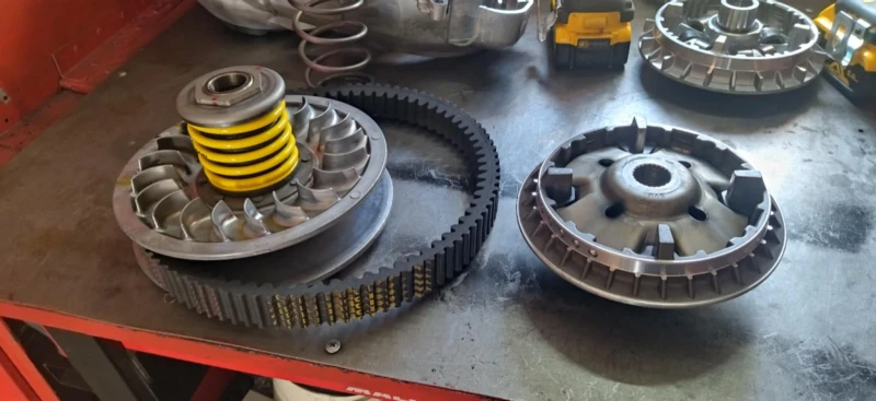 Yamaha T-max 500 ABS 2011г., снимка 14 - Мотоциклети и мототехника - 52407665