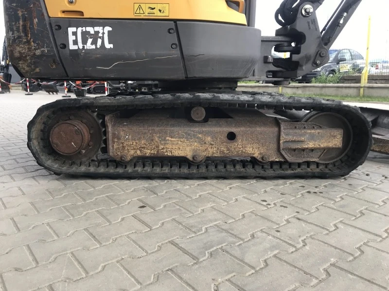 Багер Volvo EC27C 3000кг., снимка 10 - Индустриална техника - 45416985