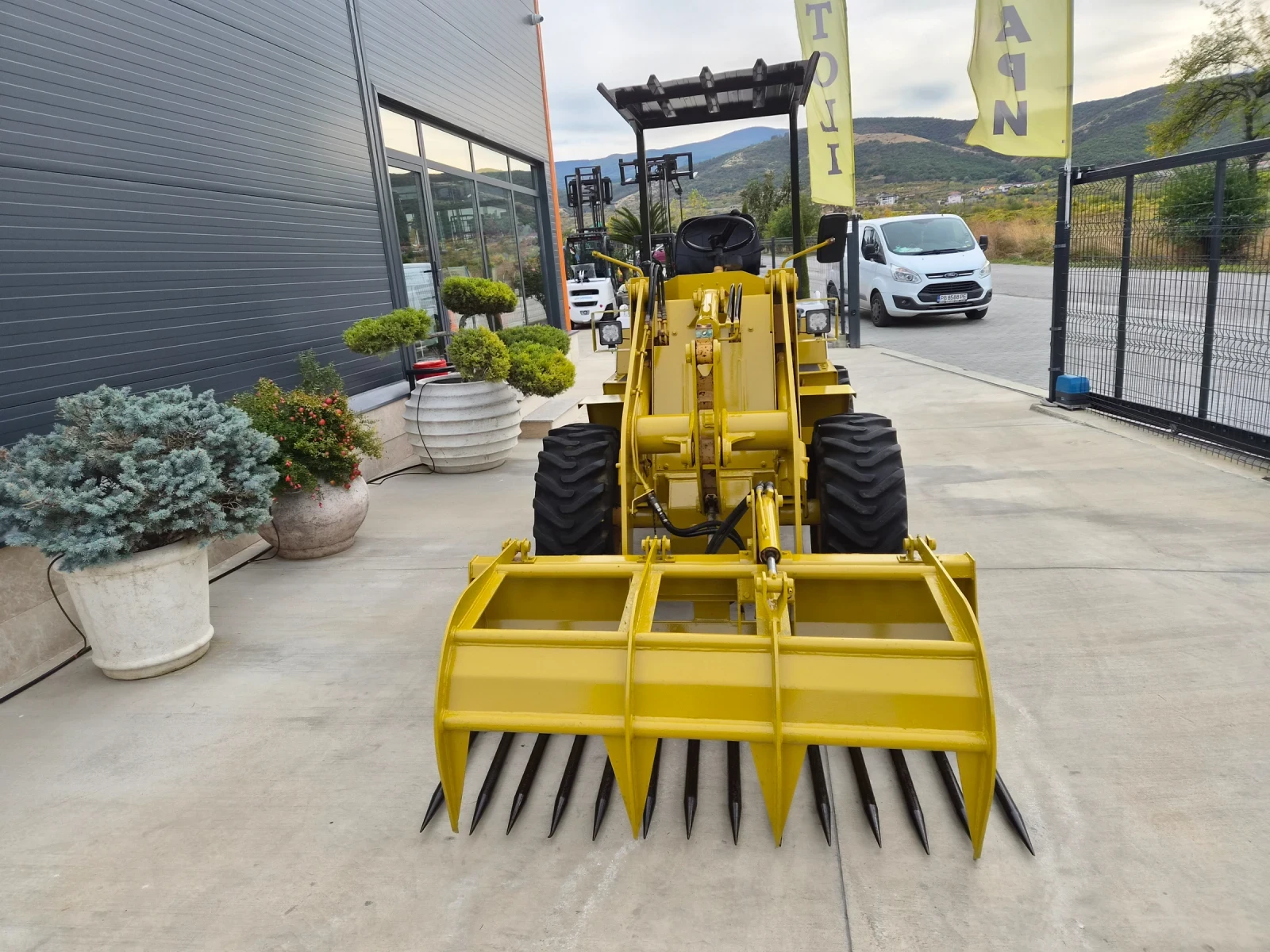 ���� ����� �������� TCM / ���� � ����������� ���� �� ������� �������� | Mobile.bg � ����������� 8