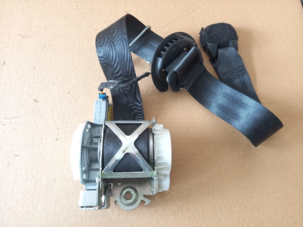     3008 | Mobile.bg   1