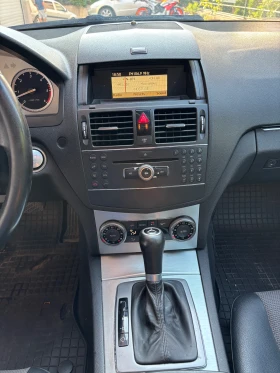 Mercedes-Benz C 320, снимка 10