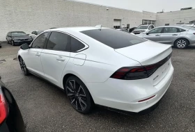 Honda Accord Hybrid * Carplay * Камера * Blind Spot * Сarfax * , снимка 5