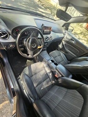 Mercedes-Benz B 180 Sport Сервизна история , снимка 4