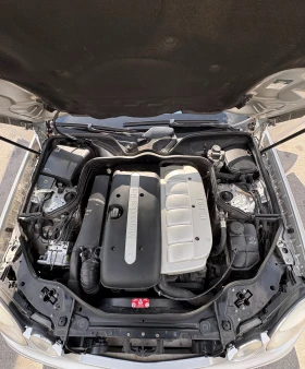 Mercedes-Benz E 320, снимка 10