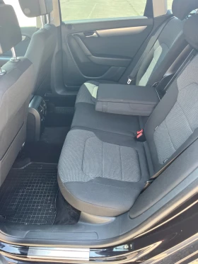 VW Passat 2.0TDI 140k LED РЕАЛНИ КМ, снимка 12