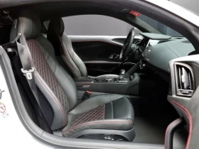 Audi R8 5.2 V10 Performance Coupe| 620к.с.| ВКЛ.ТЕХНОТЕСТ, снимка 11