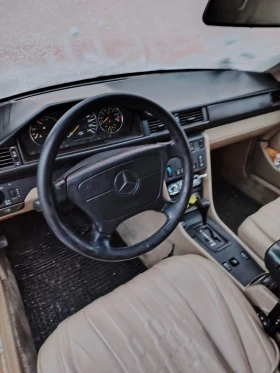 Mercedes-Benz 124 CE 200, снимка 13