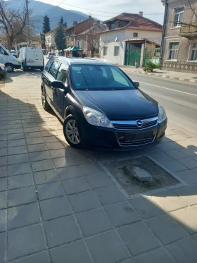 Opel Astra H, снимка 1