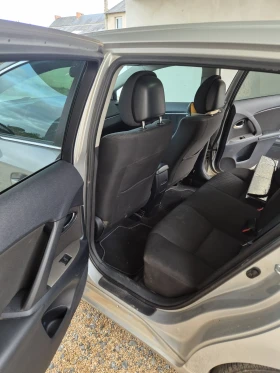 Toyota Avensis T27 Skyview | Mobile.bg    10