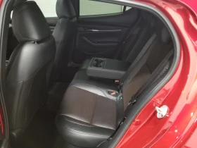 Mazda 3 Premium Hatch | AWD | Мъртва точка | Подгрев | Auto.bg — изображение 13