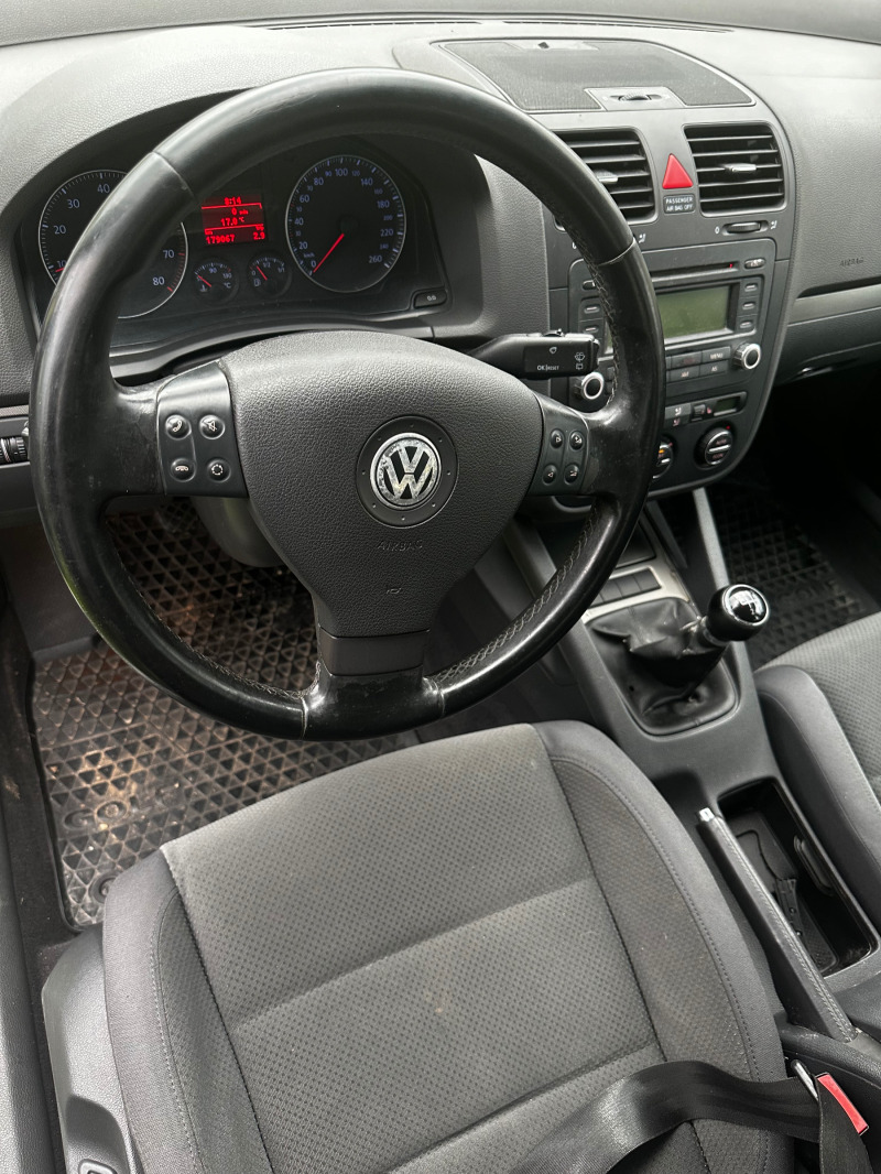 VW Golf 1.6i 116ps, снимка 8 - Автомобили и джипове - 45768486