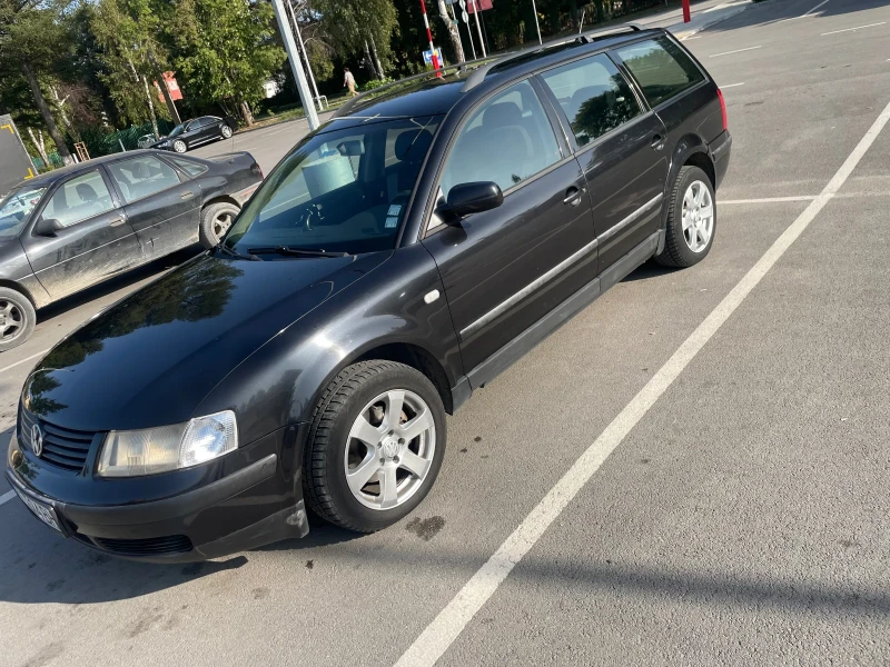 VW Passat, снимка 3 - Автомобили и джипове - 47232720