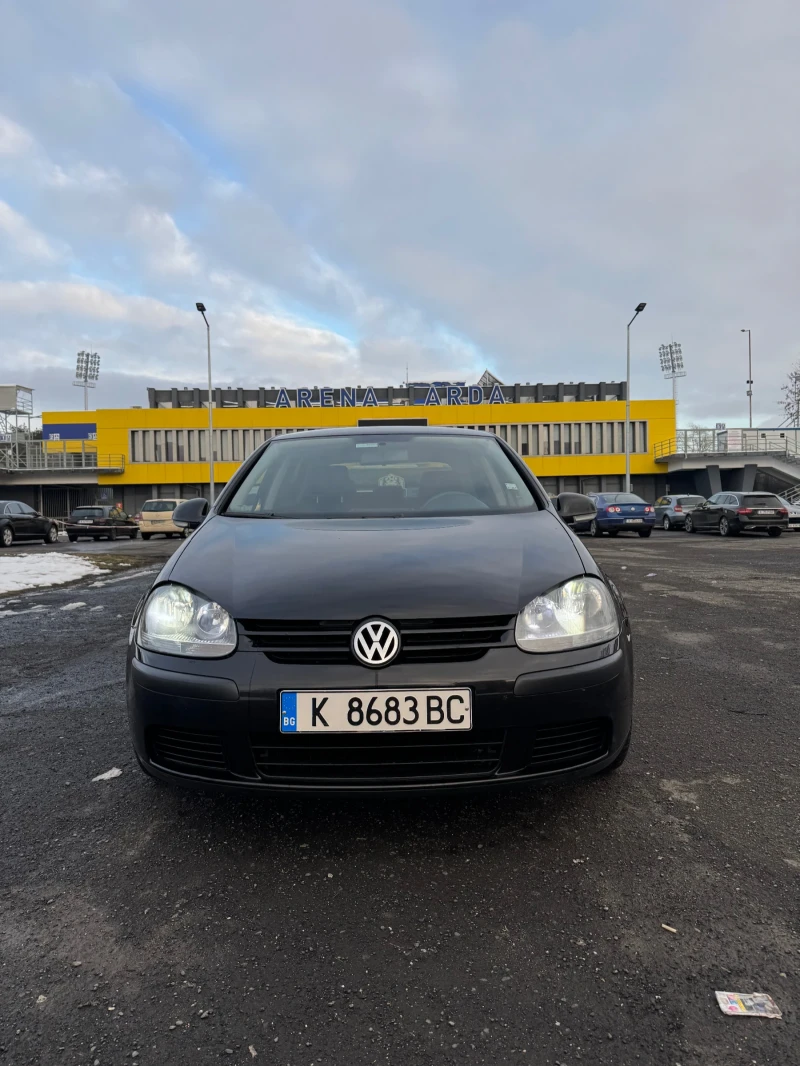 VW Golf, снимка 1 - Автомобили и джипове - 48740604