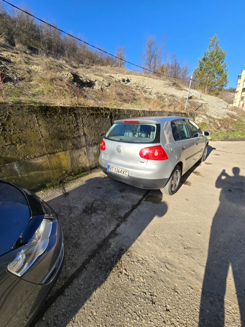 VW Golf, снимка 3 - Автомобили и джипове - 48835652