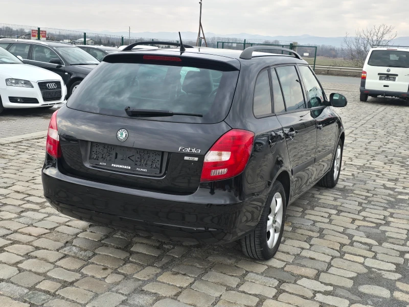 Skoda Fabia 1.2i 86кс 2012 година ЕВРО 5В, снимка 6 - Автомобили и джипове - 49276341