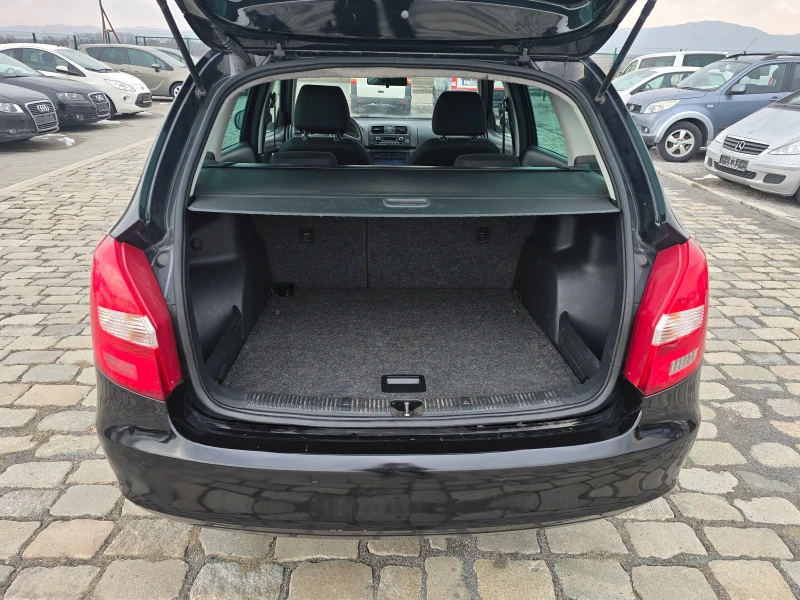 Skoda Fabia 1.2i 86кс 2012 година ЕВРО 5В, снимка 9 - Автомобили и джипове - 49276341