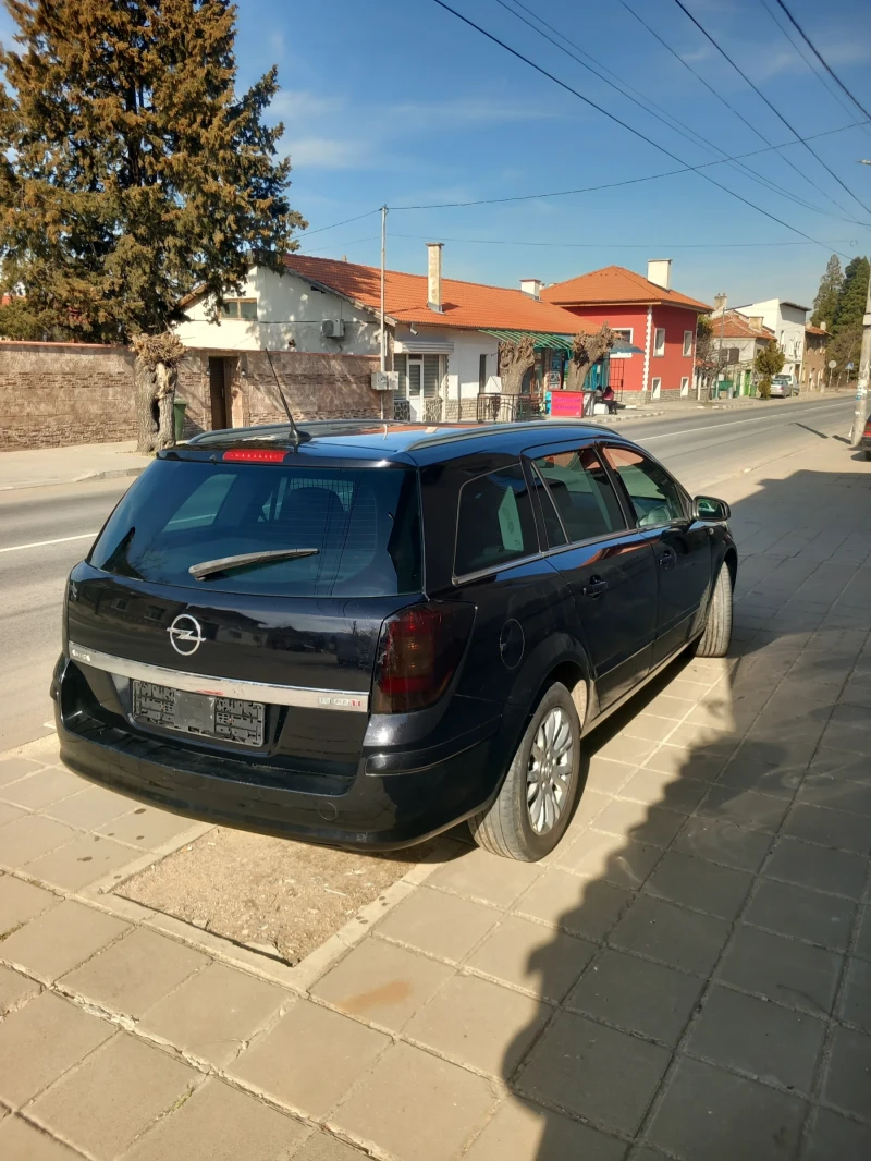 Opel Astra H, снимка 2 - Автомобили и джипове - 49439291