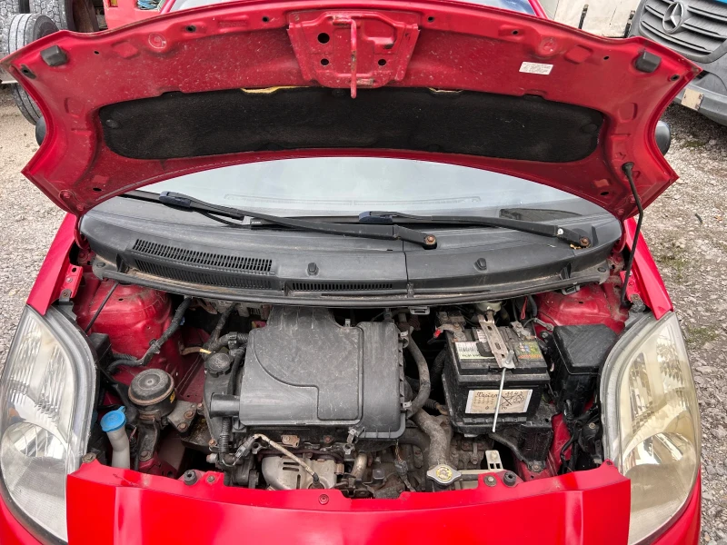 Toyota Yaris 1.0, снимка 11 - Автомобили и джипове - 52458512