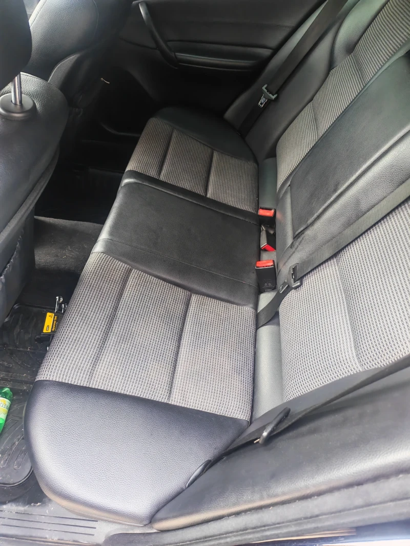 Mercedes-Benz C 200, снимка 10 - Автомобили и джипове - 52231762