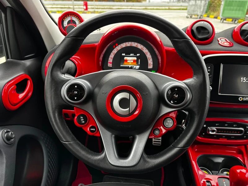 Smart Forfour EQ* 068 000 KM* 2019* NAVI* COC* KTEO* СЕРВИЗНА КН, снимка 12 - Автомобили и джипове - 52307730