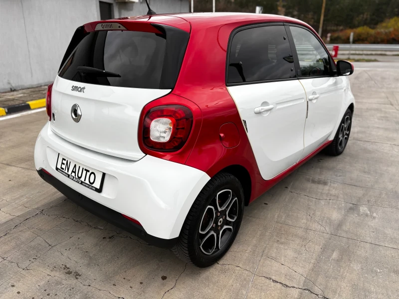 Smart Forfour EQ* 068 000 KM* 2019* NAVI* COC* KTEO* СЕРВИЗНА КН, снимка 4 - Автомобили и джипове - 52307730