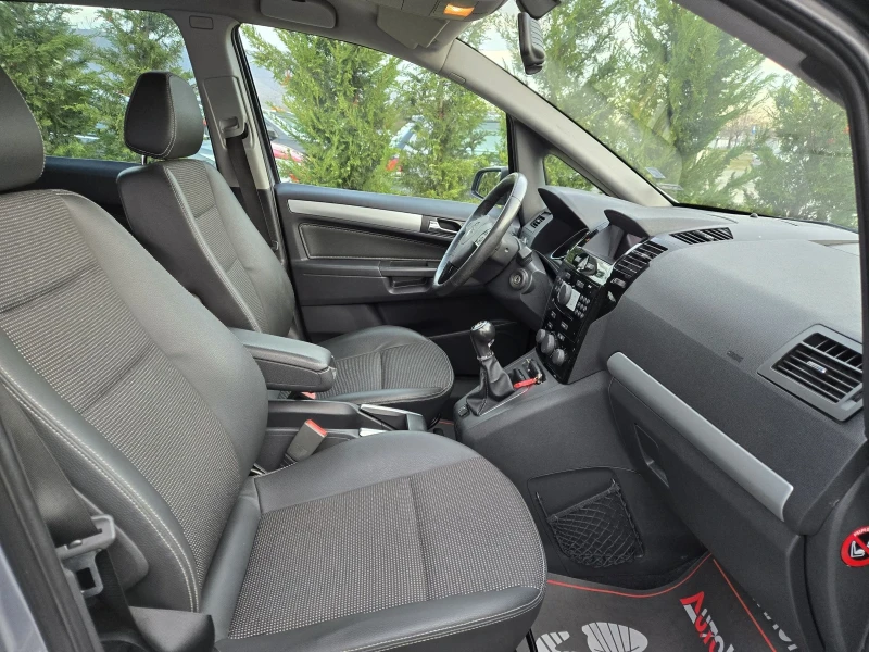 Opel Zafira 1.8i-140кс= 7МЕСТА= ГАЗ= КЛИМАТИК, снимка 14 - Автомобили и джипове - 53090502