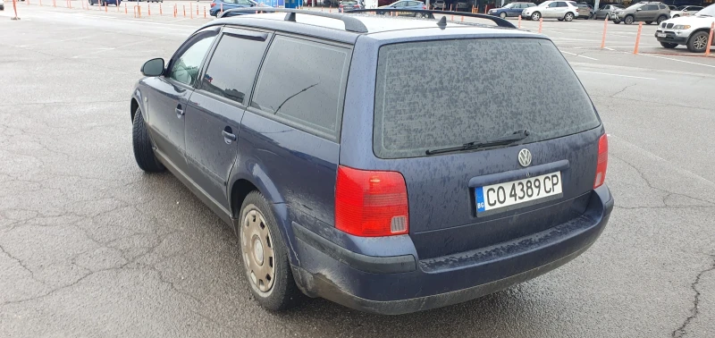 VW Passat, снимка 5 - Автомобили и джипове - 53273180