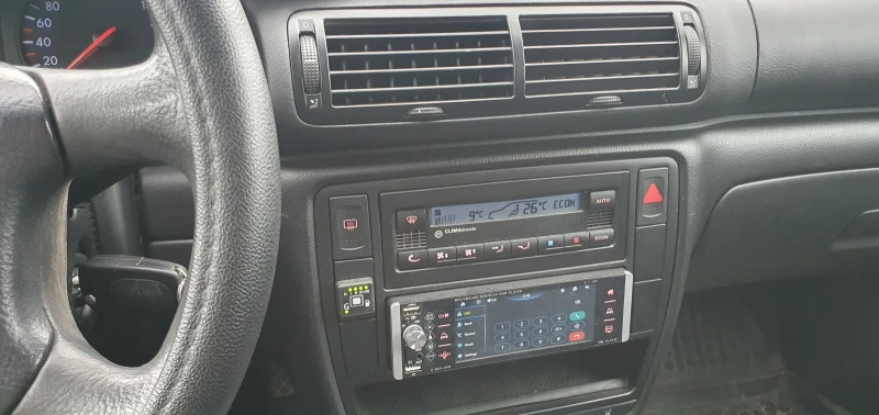 VW Passat, снимка 7 - Автомобили и джипове - 53273180