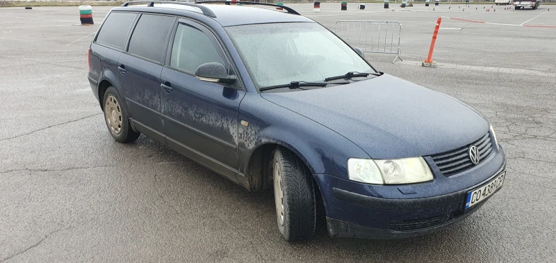 VW Passat, снимка 2 - Автомобили и джипове - 53273180