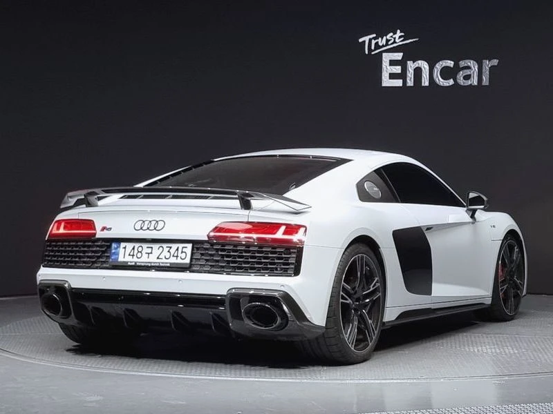 Audi R8 5.2 V10 Performance Coupe| 620к.с.| ВКЛ.ТЕХНОТЕСТ, снимка 2 - Автомобили и джипове - 55430788
