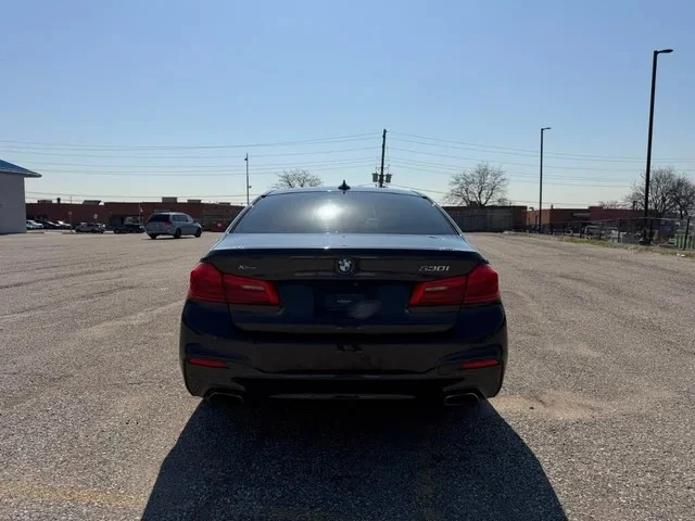 BMW 530 530i xDrive Sedan AWD | M Package | , снимка 6 - Автомобили и джипове - 55810448