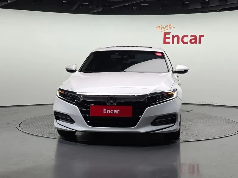 Honda Accord 2.0 Hybrid Ex-L, снимка 3 - Автомобили и джипове - 55921824