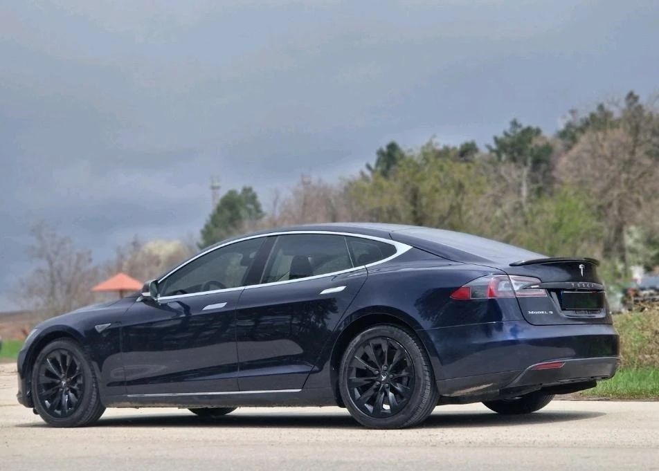 Tesla Model S  Спешно S85  - изображение 10