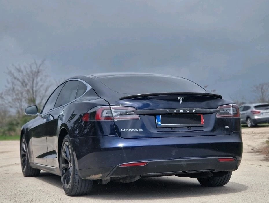 Tesla Model S  Спешно S85  - изображение 7