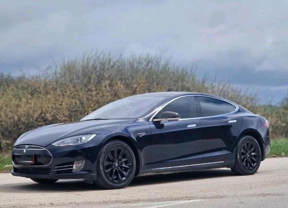 Tesla Model S  Спешно S85  - изображение 2