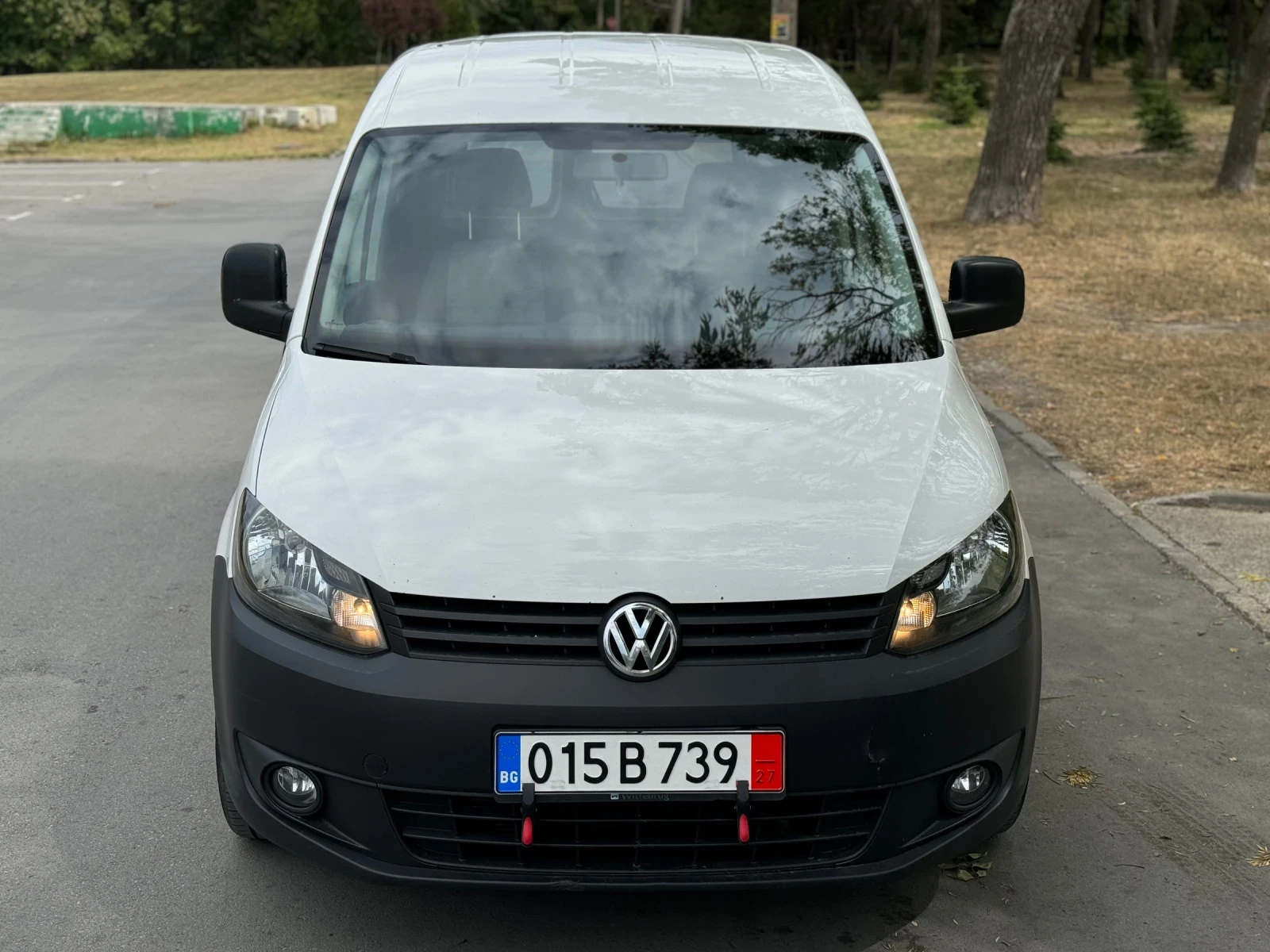 VW Caddy 1.6TDi Климатик Навигация - изображение 3