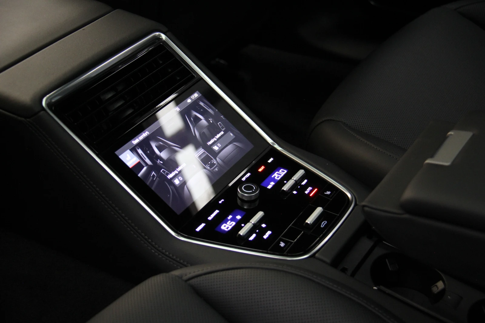 Porsche Panamera Turbo S/PDCC/Bose// | Mobile.bg   11
