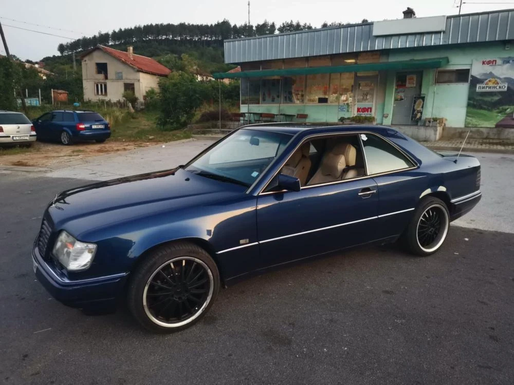 Mercedes-Benz 124 CE 200 - [1] 