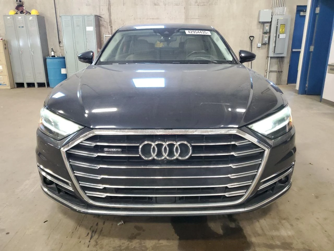 Audi A8 L* FULL* КЛИП НА ДВИГАТЕЛЯ - изображение 2