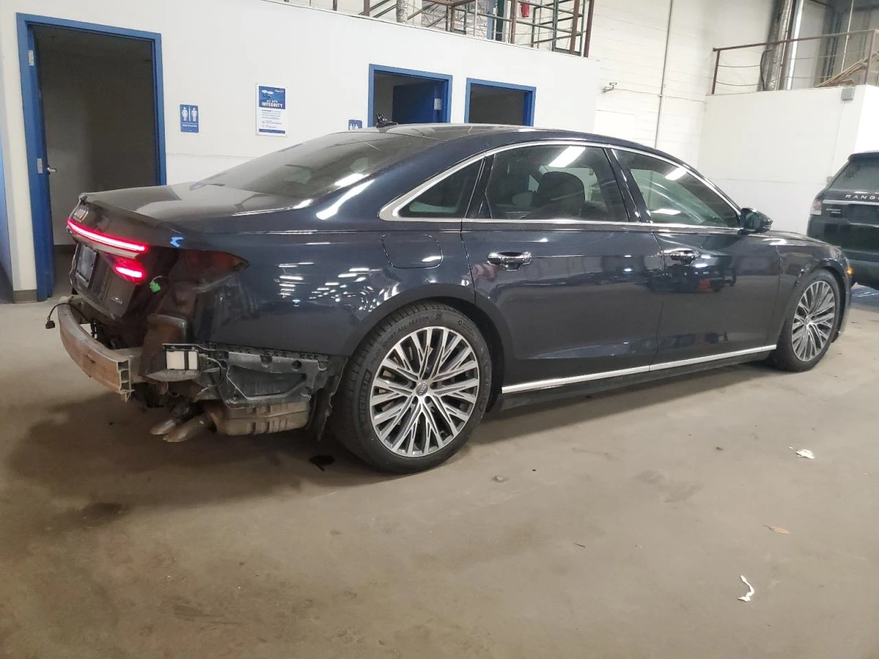 Audi A8 L* FULL* КЛИП НА ДВИГАТЕЛЯ - изображение 6