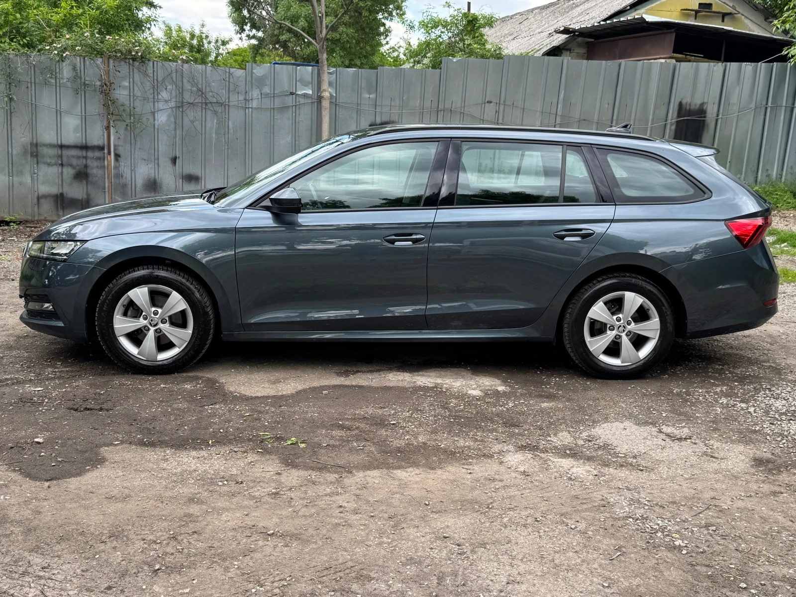 Skoda Octavia Гаранция за Реален Пробег!!!Обслужен!! - изображение 4