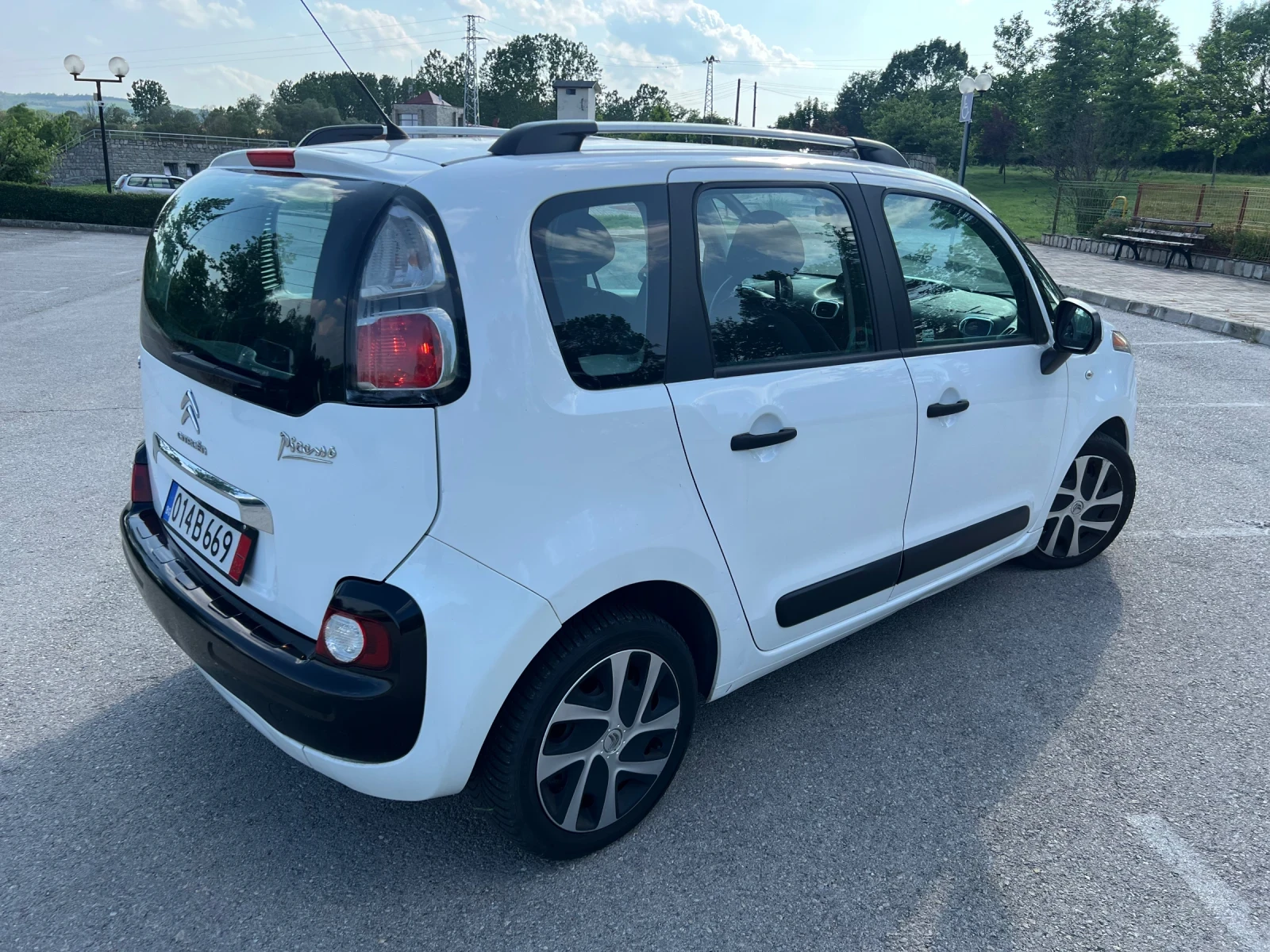 Citroen C3 Picasso 1.6HDI - изображение 5
