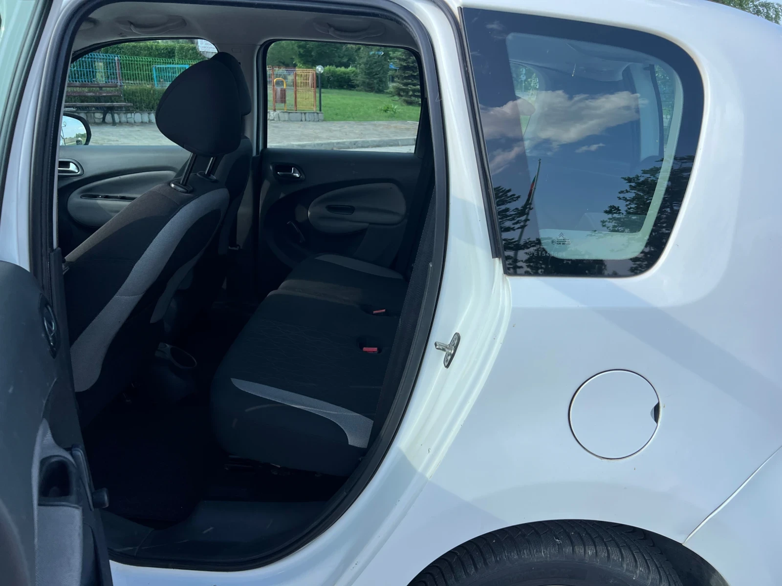 Citroen C3 Picasso 1.6HDI | Mobile.bg — изображение 12