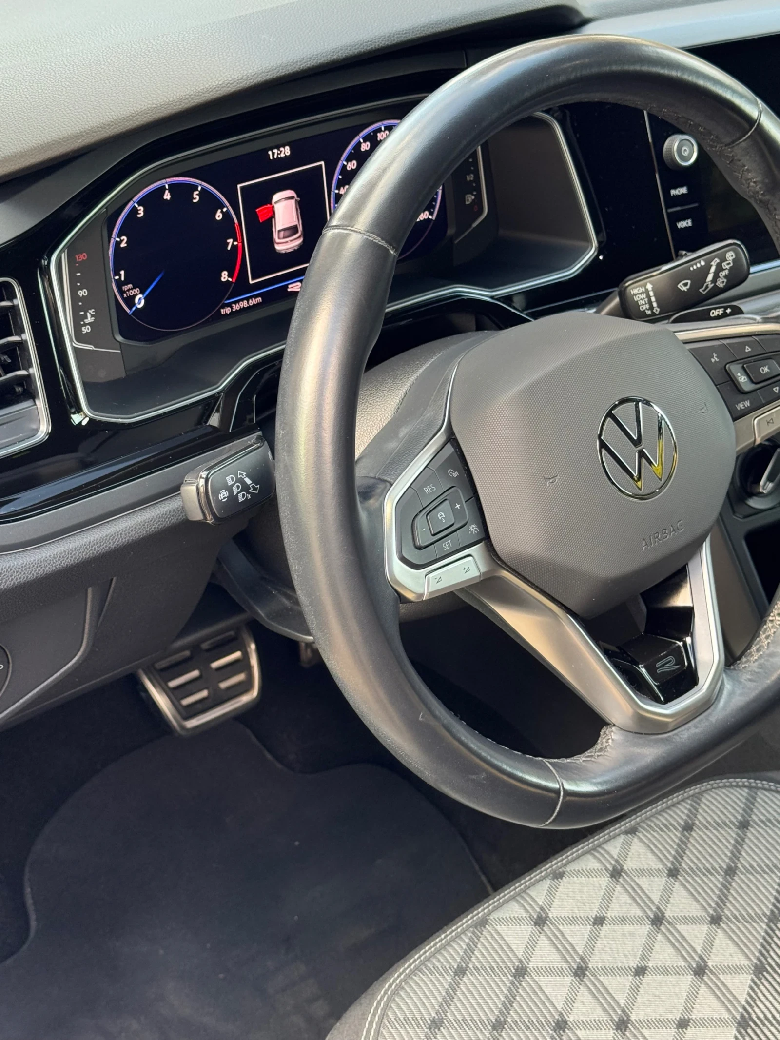 VW Taigo R - изображение 7