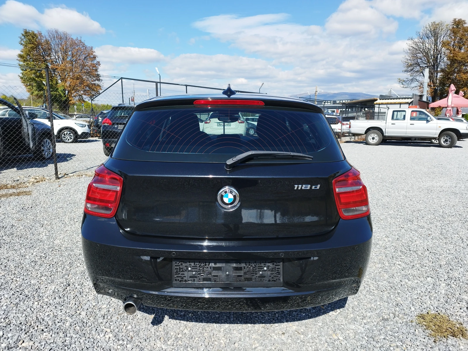 BMW 118 2.0    143 k.s - изображение 4